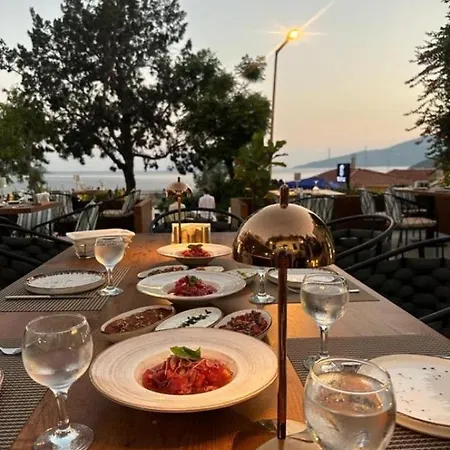 Kalkan Port * كاس